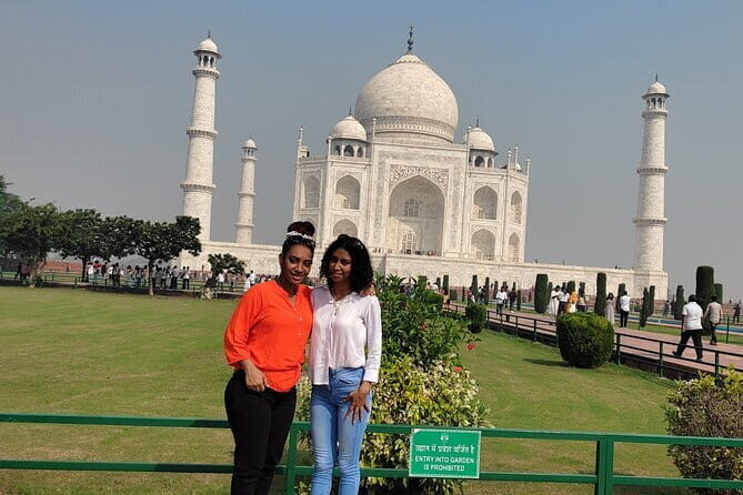 Taj Mahal Tour with Fatehpur Sikri and Agra Fort by Car - Authentic Experiences and Real Traveler Insights