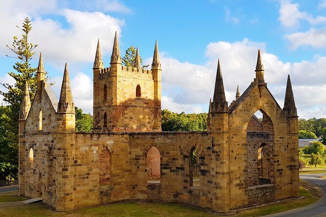 Tasmania 8 Day - Tour in Circle - Why This Tour Offers Value