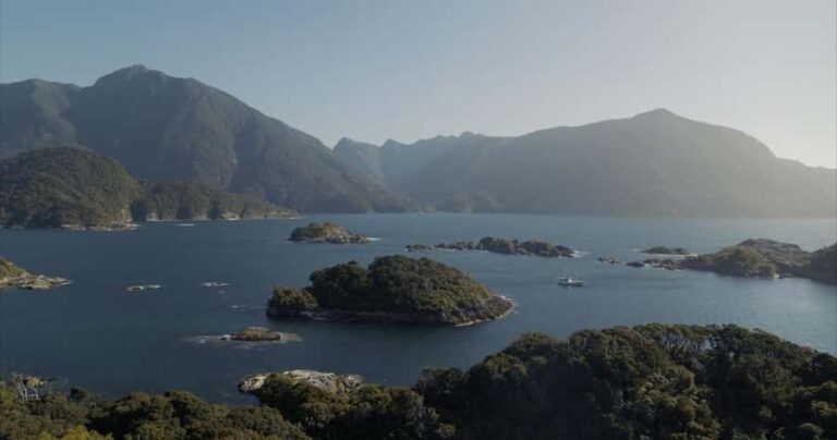 Te Anau: Doubtful & Dusky Sound Helicopter Flight - Who Would Love This Tour?