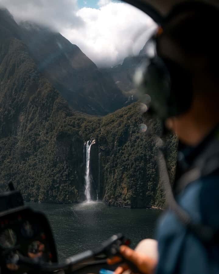 Te Anau: Milford Sound Scenic Flight with Lakeside Landing - What’s Included and Practical Tips