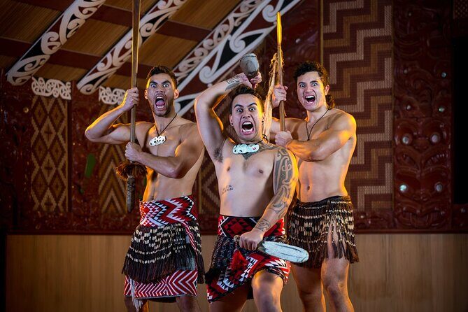 Te Puia Geothermal, Kiwi and Mori Art - Additional Scenic and Cultural Stops