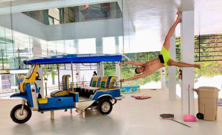 The Upside Down House: Phukets Must-See Attraction - The Practical Side: Pricing, Duration, and Accessibility