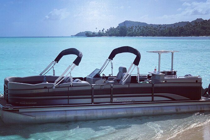 Toa boat Bora Bora Private Sunset On Entertainer Bar Boat - Who Will Love This Tour?