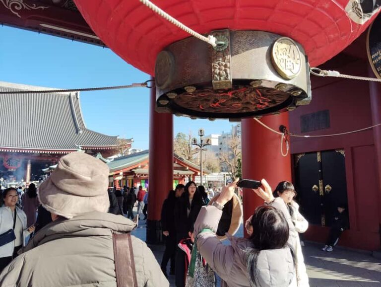 Tokyo: Asakusa & Senso-ji Temple 1.5-Hour Guided Tour - A Closer Look at the Tour Experience