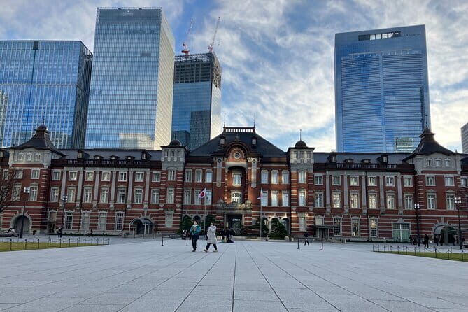 Tokyo Food Adventure: Street food, Teppanyaki cuisine, shrine etc - Bustling Streets and Modern Tokyo