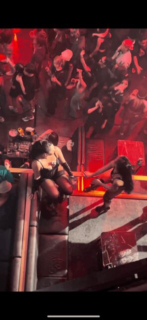 Tokyo NIGHT CLUB TOUR with a VIP Table & Drinks with Dinner - Analyzing the Value