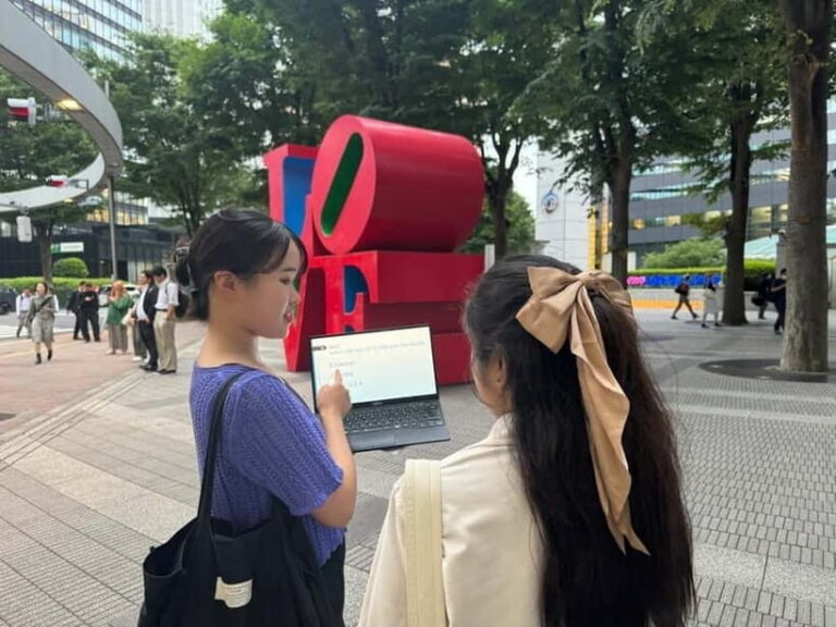 Tokyo: Shinjuku tour with university students in Tokyo - A Closer Look at the Tour Itinerary