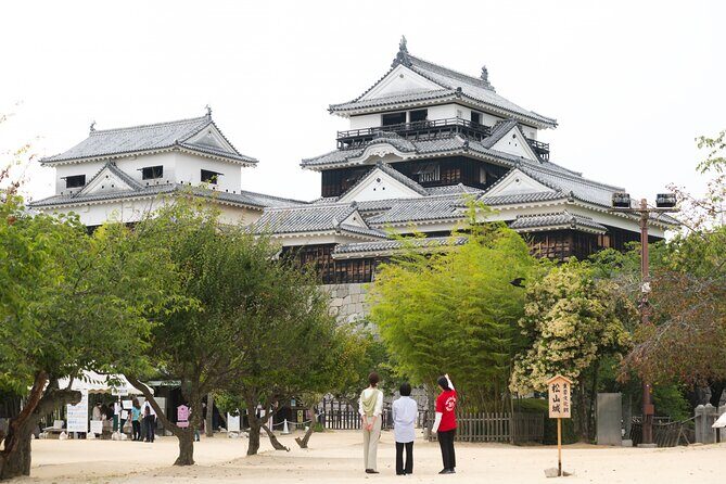 [Town walk] Stroll around Matsuyama Castle and enjoy local shopping - What Travelers Say (Based on Reviews)