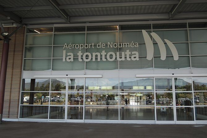Transfer La Tontouta International Airport to Sheraton Deva - The Vehicle and Service Experience
