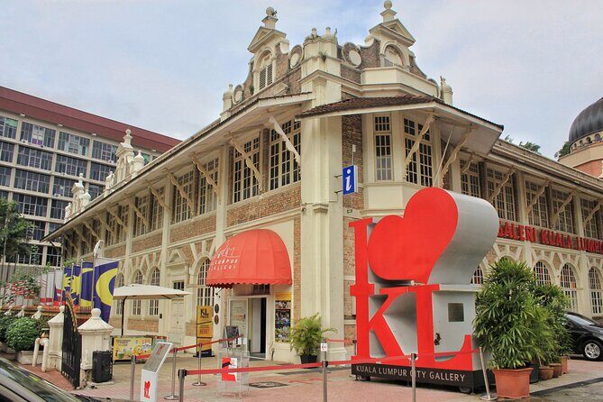 Transit Tour Private Tour (Ex Port Klang Cruise Centre/KLIA 1 &2) - Who is This Tour Best Suited For?