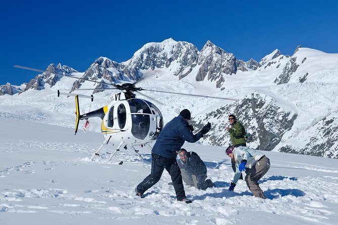 Twin Glacier Franz and Fox, snow landing (allow 30 mins - departing Franz Josef) - Who Would Love This Tour?