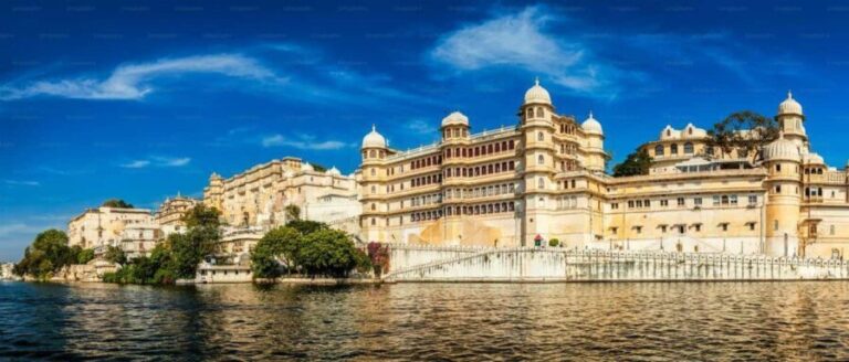 Udaipur: 2-Day Private Tour with Guide & Boat Ride - What Makes This Tour Stand Out?