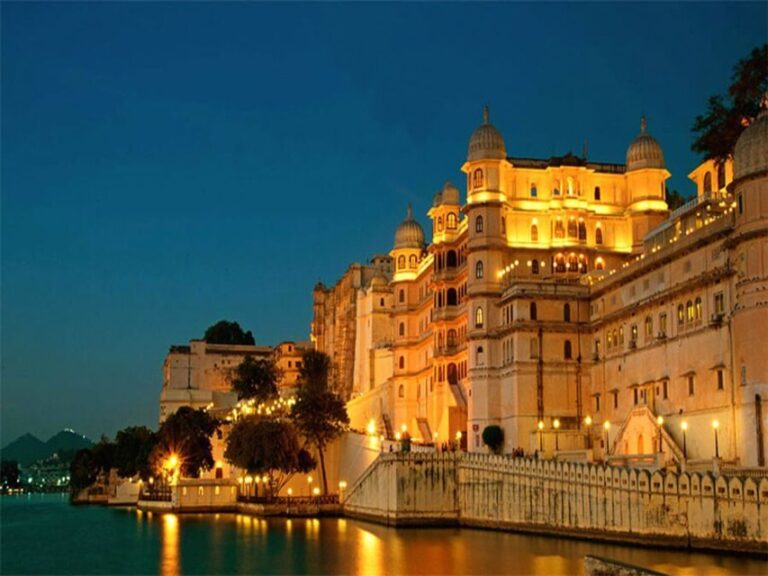 Udaipur: Private City Tour and Jagdish Temple - A Detailed Look at the Experience