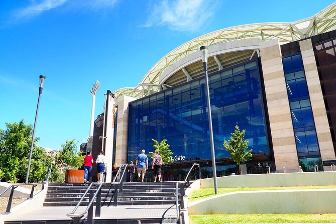 Ultimate Adelaide City and Hahndorf Tour - Transportation and Group Size