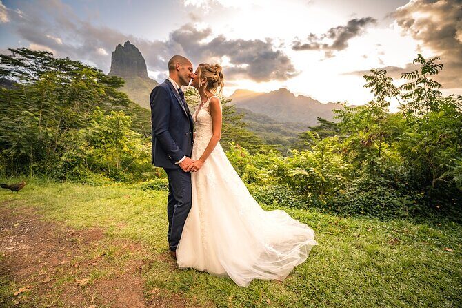 Unique photo shoot in the heart DE Moorea: Beach & mountain combo - A Closer Look at the Itinerary