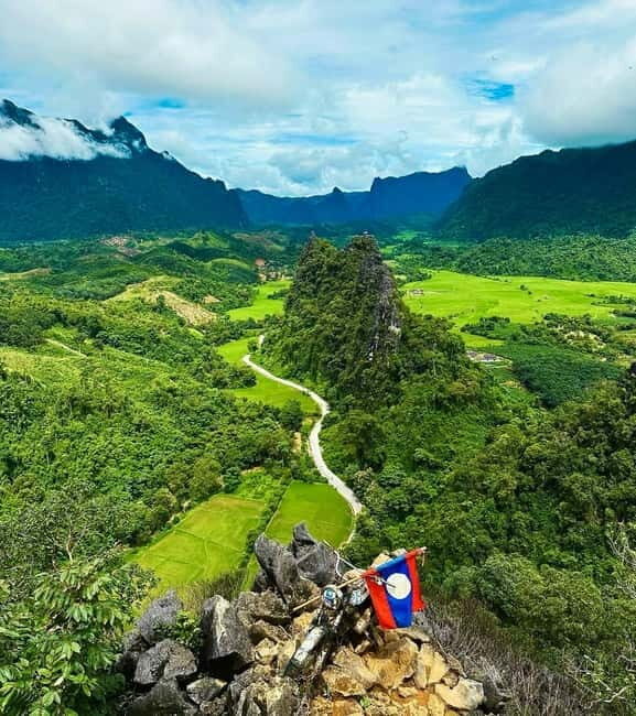 Vang Vieng: Climbing & Ballon (Departure from Vientiane) - Cultural Touches at That Temple