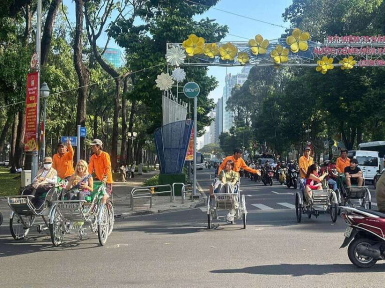 Vinpearl Vinwonders Nam Hoi An With Safari And Water Park - What Makes This Tour Stand Out