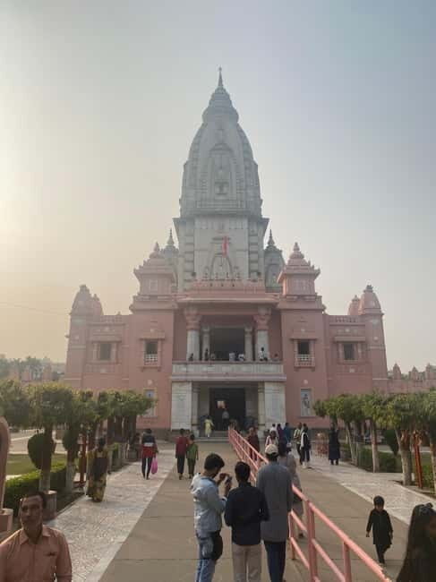 Visit the 3 largest temples in Benares - What the Tour Includes and What to Keep in Mind