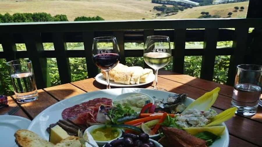 Waiheke: Scenic Taste and Graze Tour with Wine, Whisky, Beer - Who Will Love This Tour?