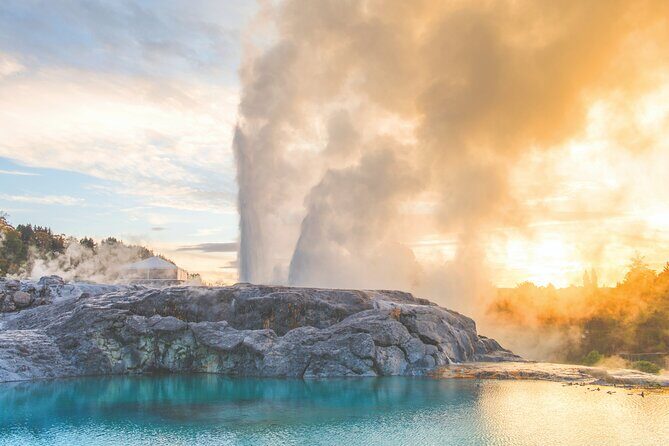 Waitomo Caves & Rotorua - Te Puia Small-Group Tour from Auckland - The Value of This Tour