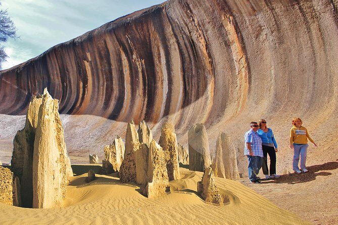 Wave Rock and Pinnacles Air & Ground Tour - Detailed Breakdown of the Itinerary