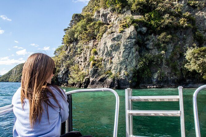Western Bays Sightseeing Tour from Kinloch Lake Taupo - Itinerary Breakdown