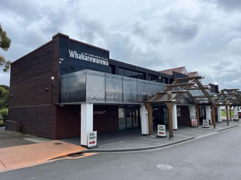 WHAKAREWAREWA - The Living Maori Village - Group Tour Ex AKL - Who Will Love This Tour?