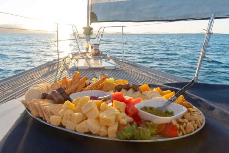 Whitsundays: Intimate Sailing Whitsundays - What Sets This Tour Apart?