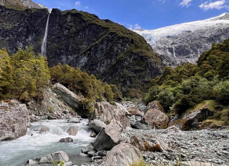 Wnaka: Private Rob Roy Glacier Guided Hike Lunch - What to Expect on the Day