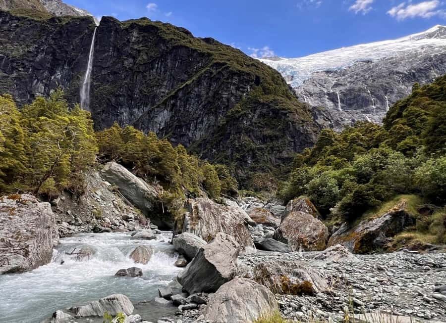 Wnaka: Private Rob Roy Glacier Guided Hike Lunch - What to Expect on the Day