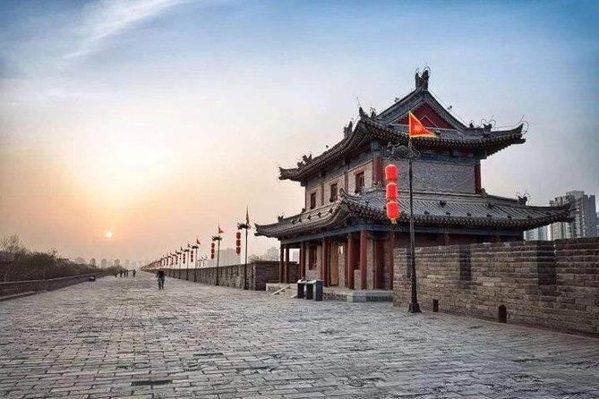 Xi'an Downtown hotel to Xianyang Airport:Private with Meet & Great service - Who Should Use This Service?