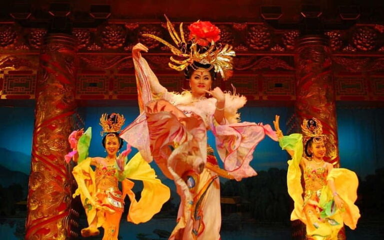 Xi'an Terra Cotta Warriors Tour with Tang Dynasty Show - An In-Depth Look at the Tour
