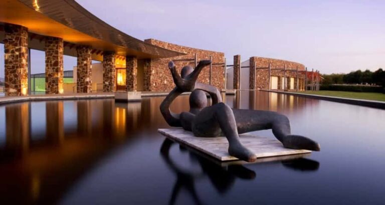 Yarra Valley Indulgence: Wine and Scenic Delights Tour - Who Is This Tour Best Suited For?