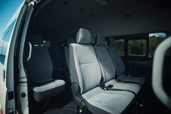 Aruba Private Van Airport Transfer (Max 5) - What Does the Experience Look Like?
