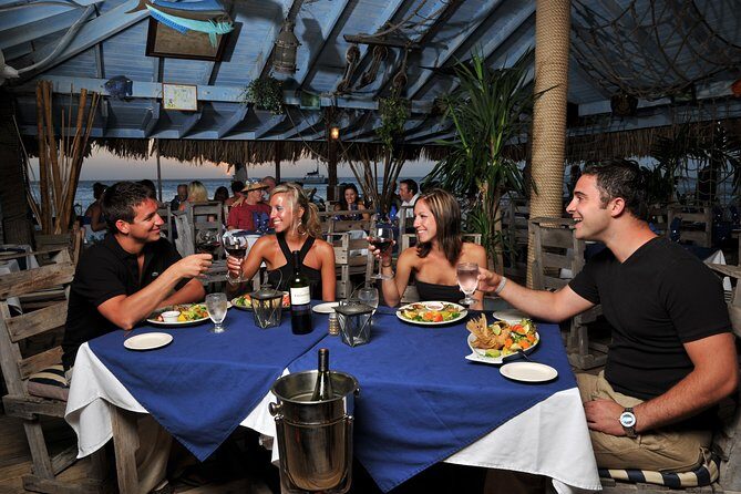 Aruba Sunset Cruise plus Seaside Dinner - Key Points