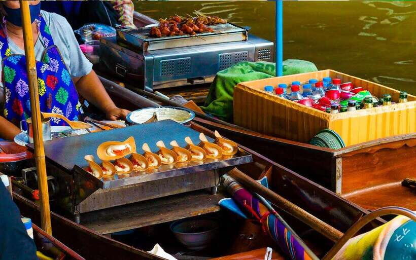 Bangkok: Damnoen Saduak and Train Market with Boat Ride - What Travelers Say