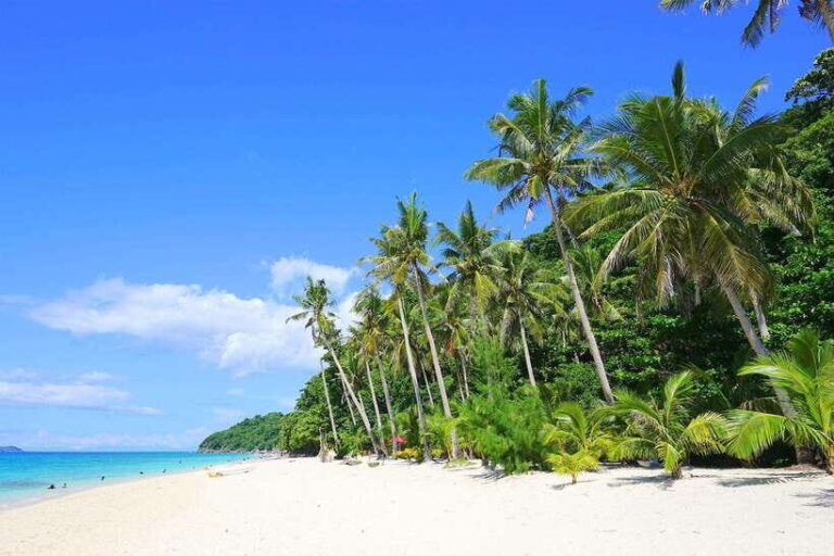 Boracay: Island Hopping Boat Tour with Crystal Cove Entry - Authentic Experiences and Insider Tips