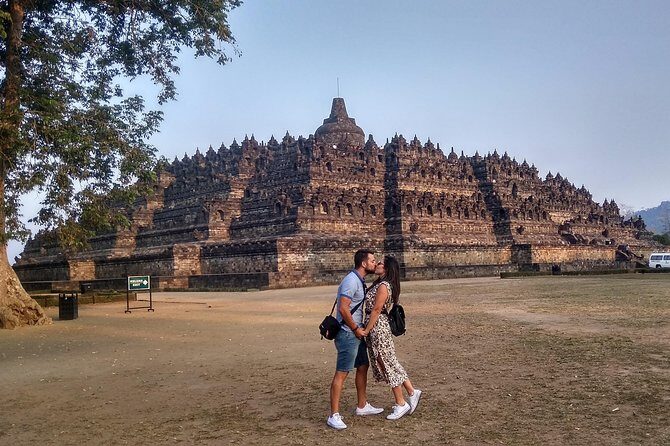 Borobudur Temple Climb To The Top & Prambanan Temple - 1 day tour - What Makes This Tour Stand Out?