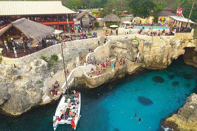 Catamaran Cruise Full Day Tour to Reef, Caves and Negril Beach - Authenticity, Value, and Who Will Love This Tour