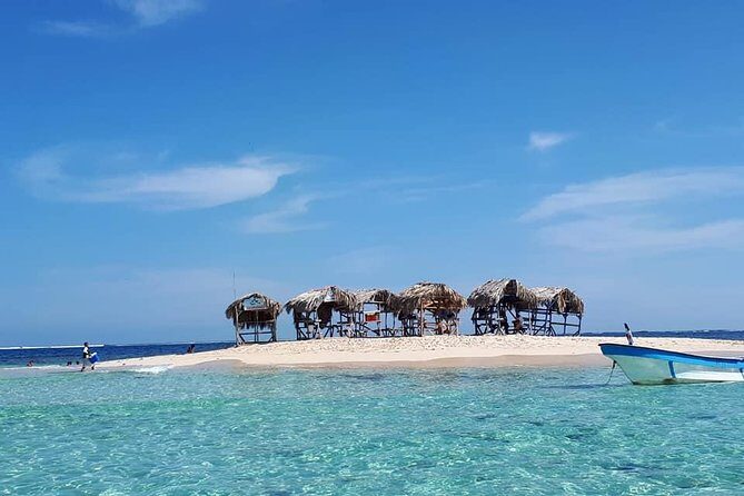Cayo Arena, Paradise Island Tour - Transportation and Group Size