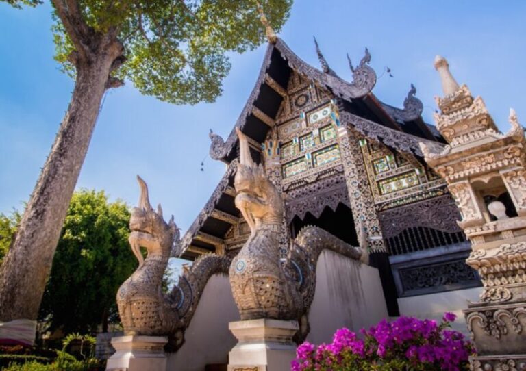 Chiang Mai: Historic Old City 4-Hour Guided Bike Tour - What Makes This Tour Stand Out?
