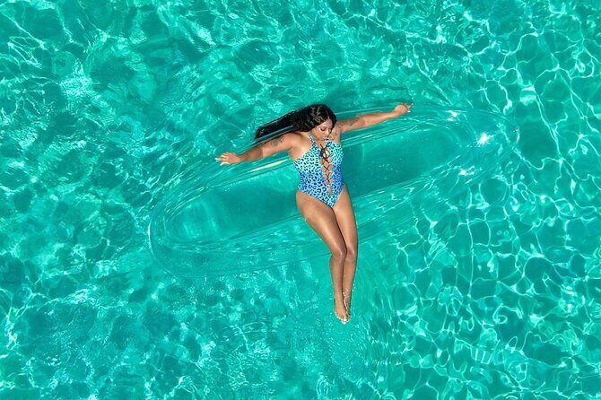 Clear Kayak Photoshoot in Nassau ,Bahamas. - An Honest Look at the Nassau Kayak Photoshoot Experience