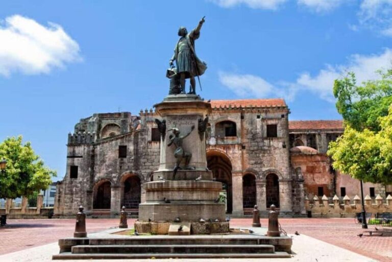 Colonial Zone: Historical Tour with a visit to the Columbus Lighthouse and Tres Ojos Park - Tres Ojos National Park: Underground Wonders