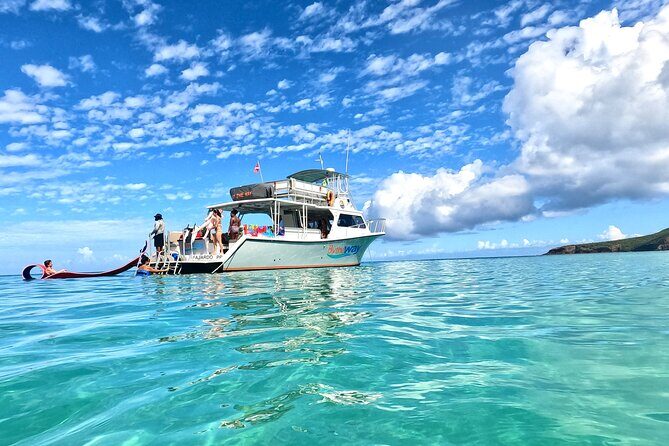 Culebra Power Boat Snorkeling & Beach Tour All Inclusive - Setting off to Culebra: the Experience Begins