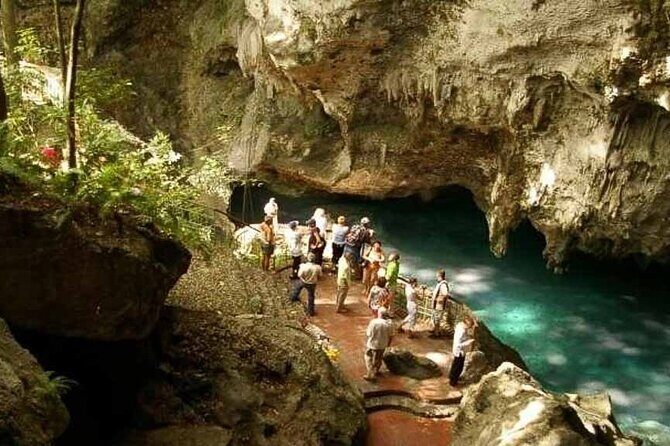 Day Trip to Santo Domingo from Punta Cana - Transportation and Group Size