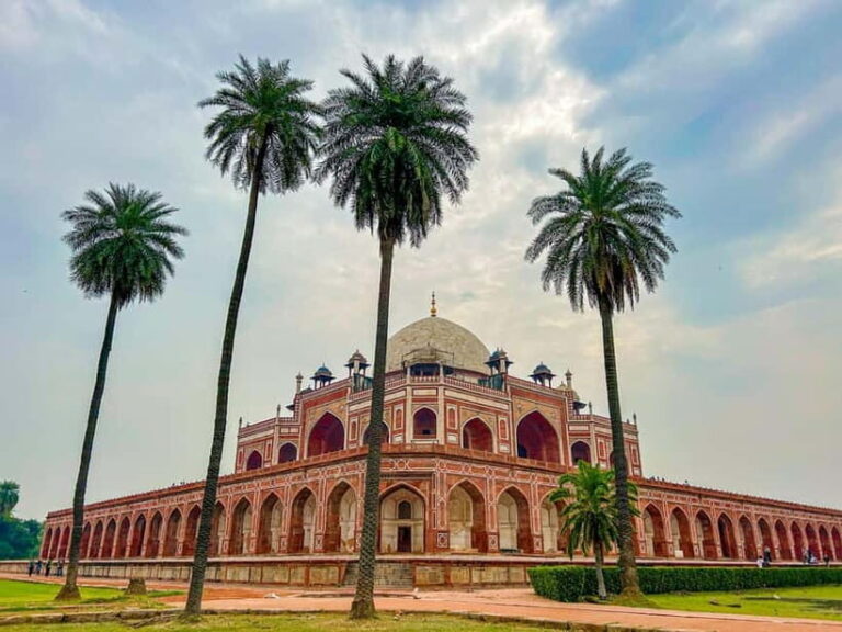 DELHI: NEW AND OLD SELF ITINERARY FULL DAY OR HALF DAY TOUR - The Itinerary: A Closer Look