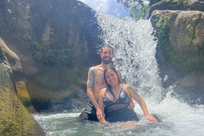 El Yunque Hike, Waterslide & Luquillo Kiosks Food with Transport - The Itinerary in Detail