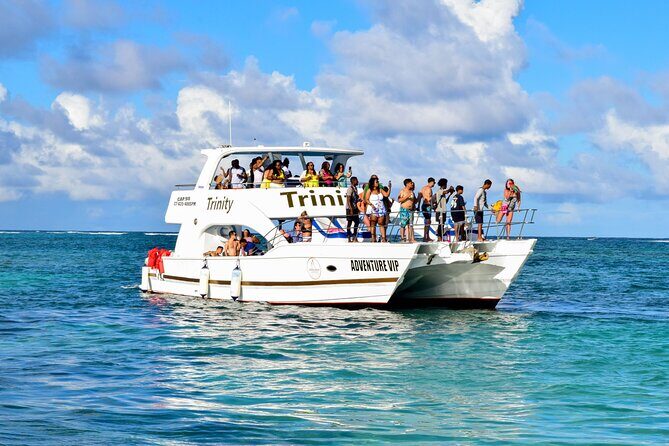 Exclusive Hip Hop Punta Cana Party Boat with Open Bar *Only Adult - Key Points