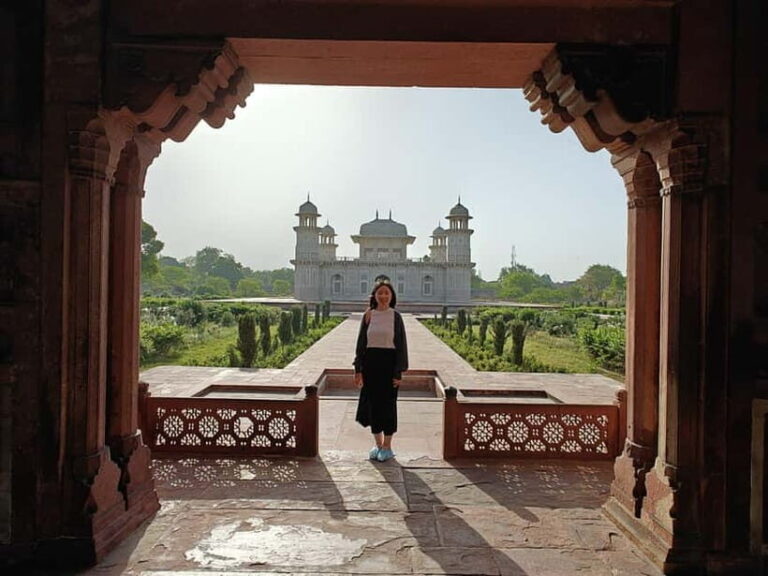From Delhi: Private Layover Taj Mahal Day Tour By Car - The Taj Mahal: A Magnificent Marvel