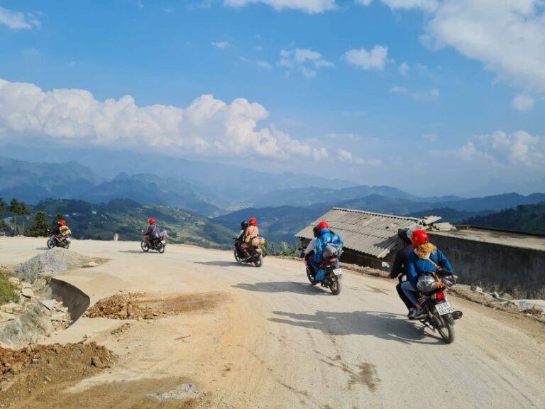 From Hanoi: Ha Giang Loop 4-Night 4-Day with Easy Rider - Day 1: Discovering Dong Van and the Hmong King’s Palace